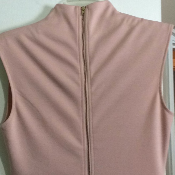 Almost Famous Body Con Fit 💥 Deep U Neck Dress - Picture 5 of 7